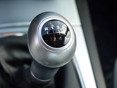 Used 2010 Mercedes-Benz C 300 Sedan image 61