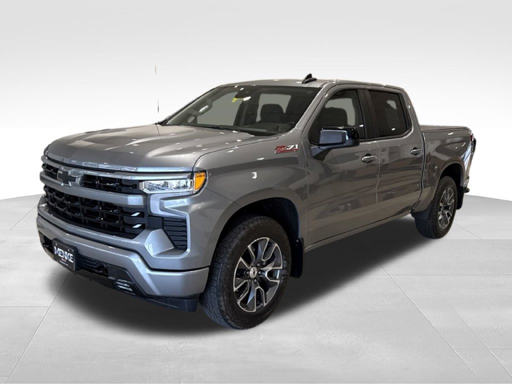 Used 2024 Chevrolet Silverado 1500 RST AWD/4WD image 3