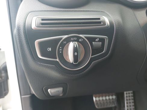 Used 2019 Mercedes-Benz C 300 4MATIC Sedan image 27