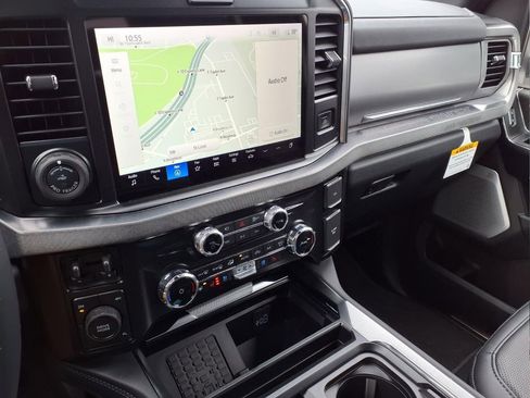 New 2025 Ford F450 Platinum image 7