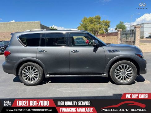 Used 2017 INFINITI QX80 Limited w/ Driver Assistance Package image 9