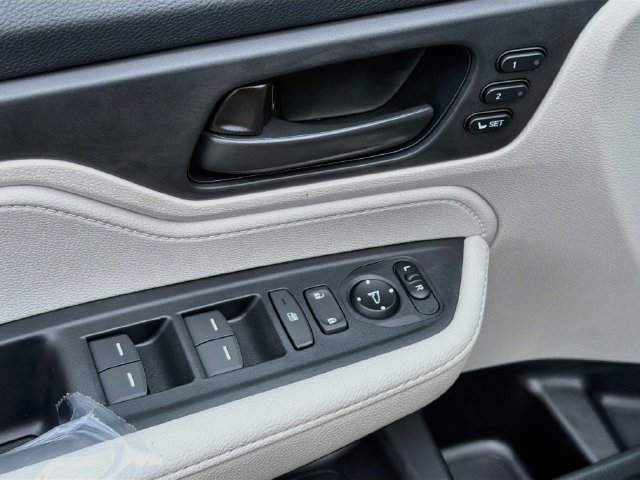 New 2027 Honda Odyssey EX-L image 16