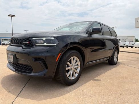Used 2025 Dodge Durango GT RWD image 8