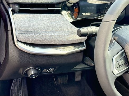 New 2023 Jeep Compass Latitude image 10