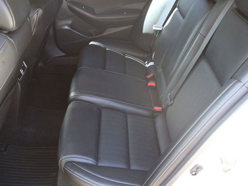 Used 2017 Nissan Maxima 3.5 SV image 14