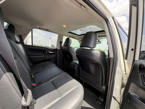 Used 2019 Toyota 4Runner Limited AWD/4WD image 18
