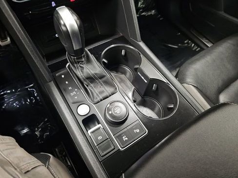 Used 2023 Volkswagen Atlas SEL Premium image 23