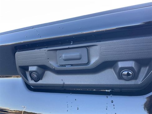 New 2026 Chevrolet Silverado 2500 Custom w/ Custom Value Package image 31