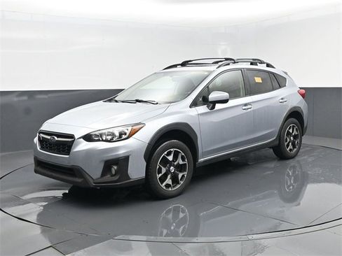 Used 2018 Subaru Crosstrek 2.0i Premium w/ Moonroof Package image 2