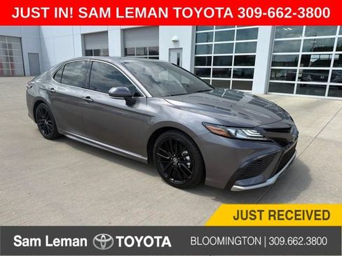 Used 2024 Toyota Camry XSE w/ Navigation Package FWD image 1