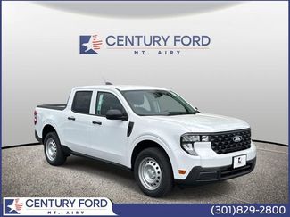 New 2025 Ford Maverick XL image 1