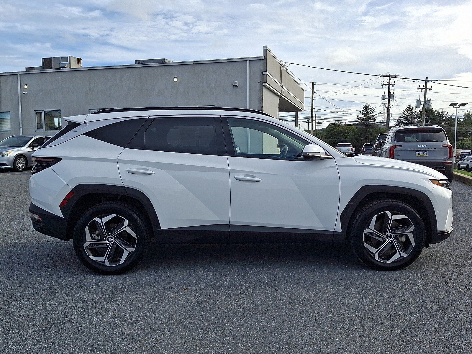 Certified 2023 Hyundai Tucson Limited AWD/4WD image 8