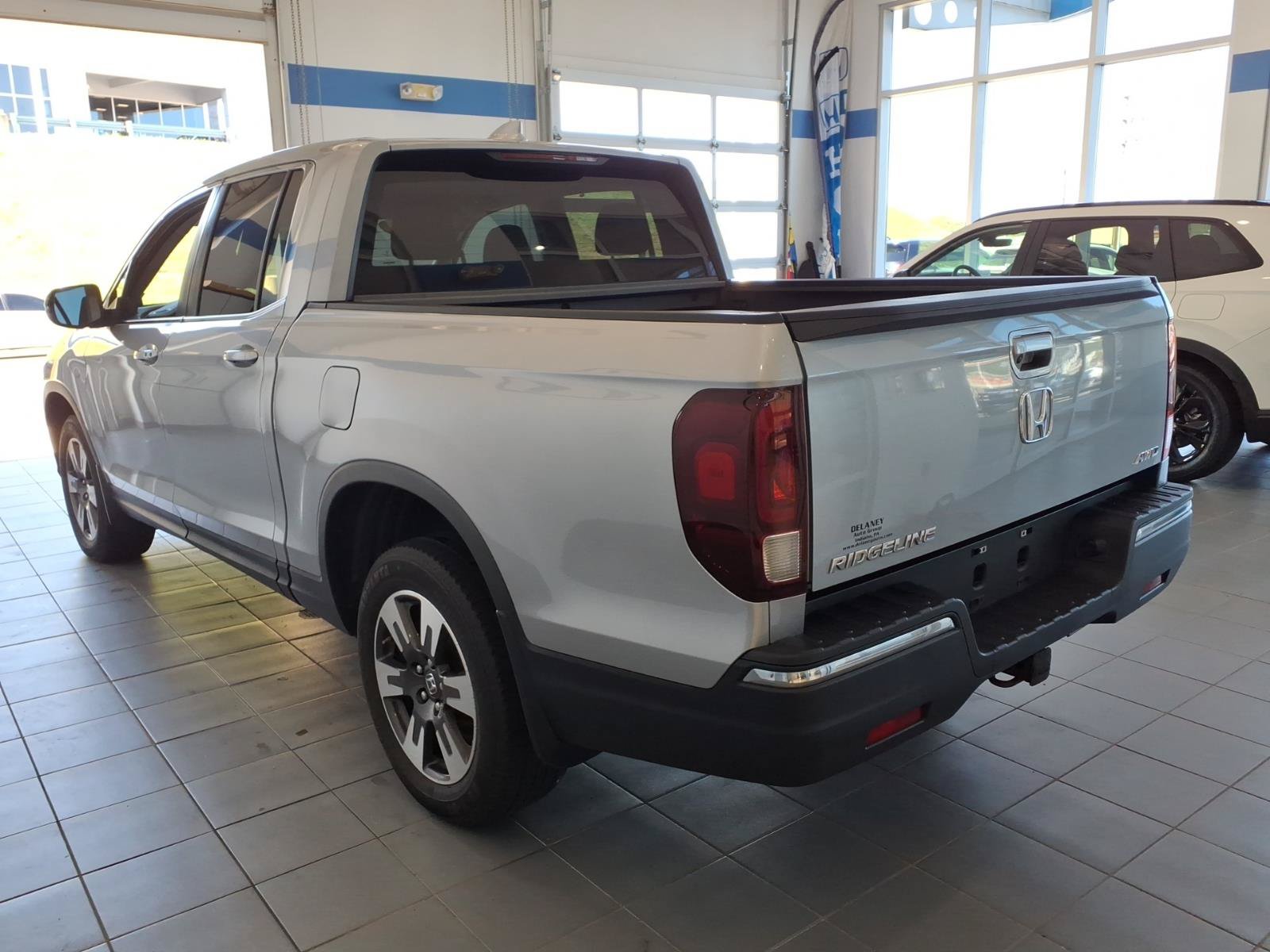 Used 2017 Honda Ridgeline RTL-T image 7