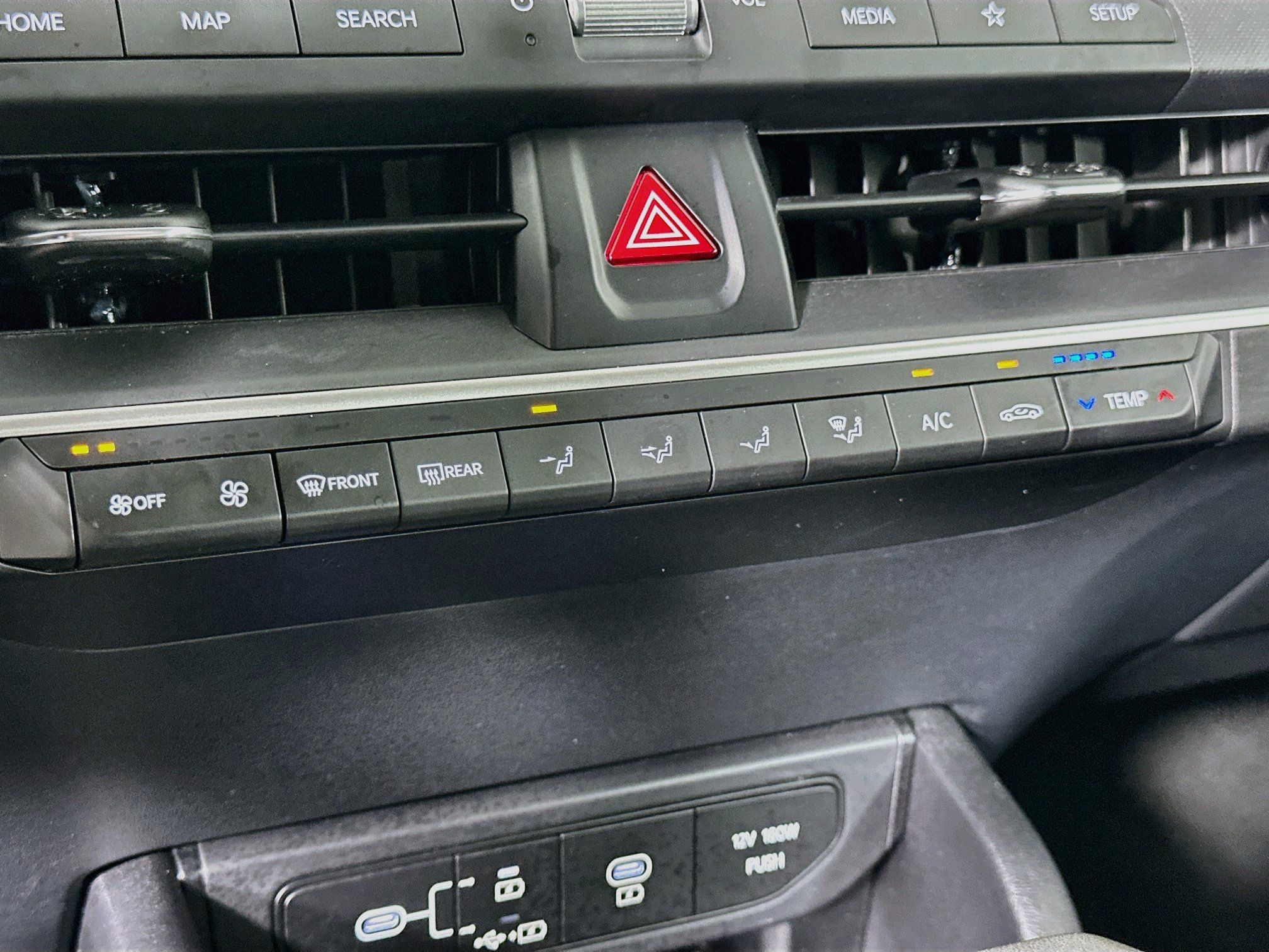 Used 2025 Kia K4 FWD image 23