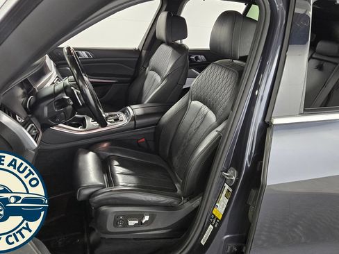 Used 2019 BMW X5 xDrive50i w/ Off-Road Package AWD/4WD image 34