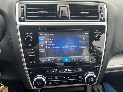 Used 2018 Subaru Outback 2.5i Premium AWD/4WD image 36