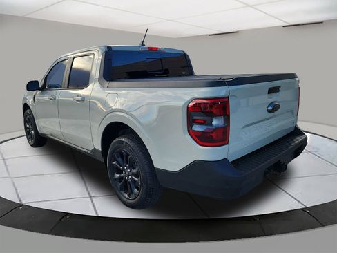 Used 2024 Ford Maverick Lariat w/ Black Appearance Package image 3