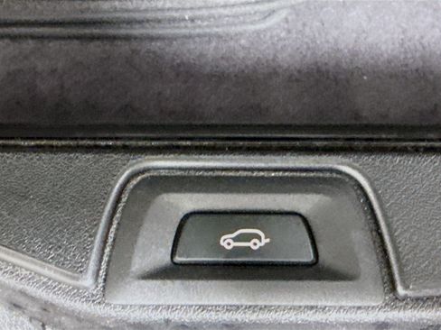 Used 2020 BMW X5 xDrive40i w/ Parking Assistance Package AWD/4WD image 44
