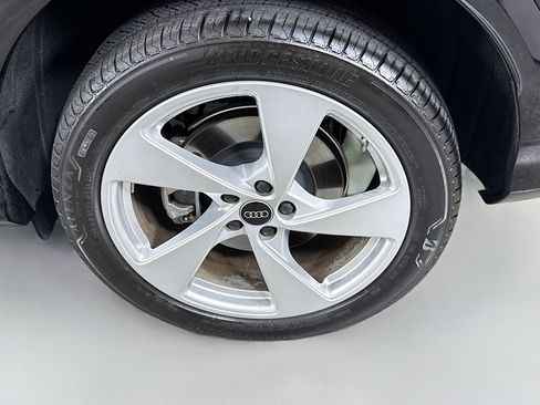 Used 2025 Audi Q5 Premium Plus AWD/4WD image 30