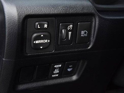 Used 2022 Toyota 4Runner TRD Off-Road Premium image 11