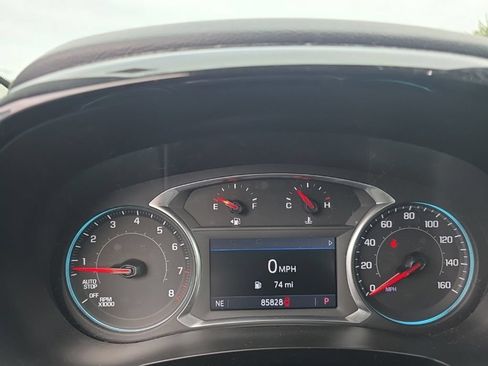 Used 2021 Chevrolet Traverse LT AWD/4WD image 15