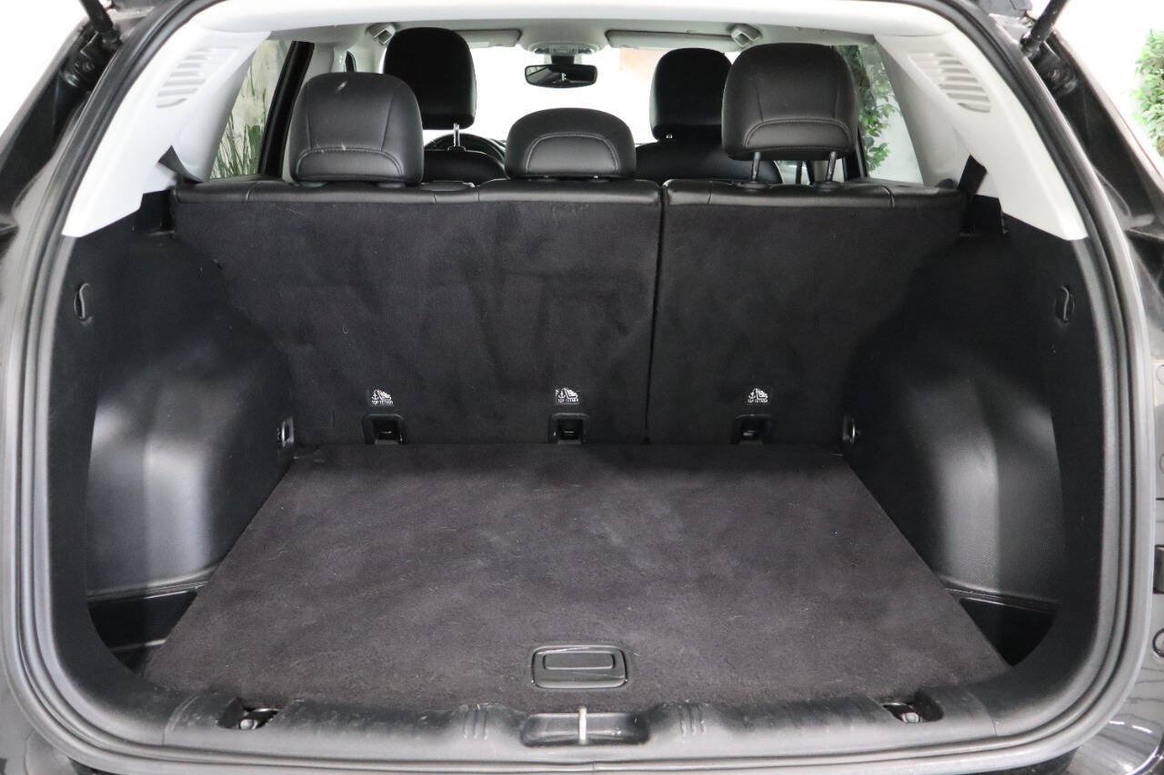 Used 2020 Jeep Compass Limited AWD/4WD image 12