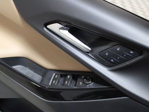 New 2026 Chevrolet Equinox ACTIV AWD/4WD image 17