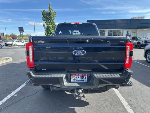 Used 2023 Ford F250 Lariat w/ Lariat Ultimate Package AWD/4WD image 7