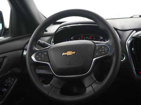 Used 2022 Chevrolet Traverse LT AWD/4WD image 18