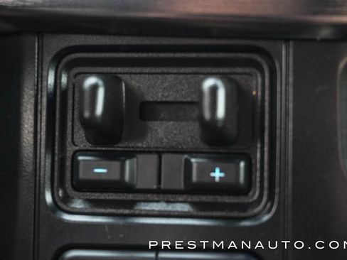 Used 2025 Ford F250 Lariat w/ Chrome Package image 43