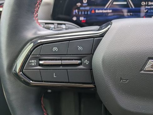 Used 2025 Chevrolet Equinox RS w/ Safety and Technology Package FWD image 22