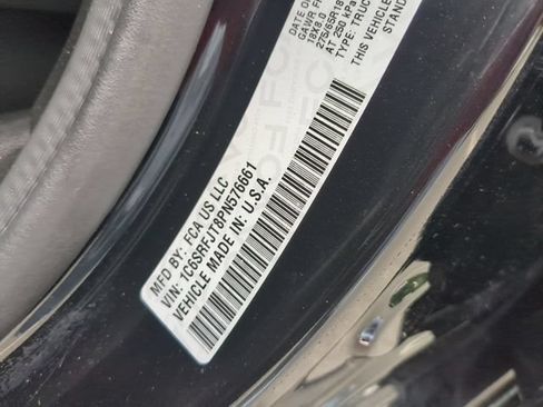 Used 2023 RAM 1500 Laramie AWD/4WD image 23