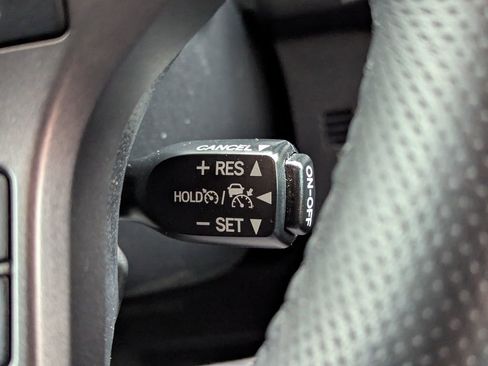 Used 2022 Toyota Tacoma TRD Sport AWD/4WD image 23