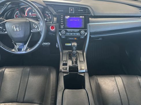 Used 2019 Honda Civic Sport Touring image 3