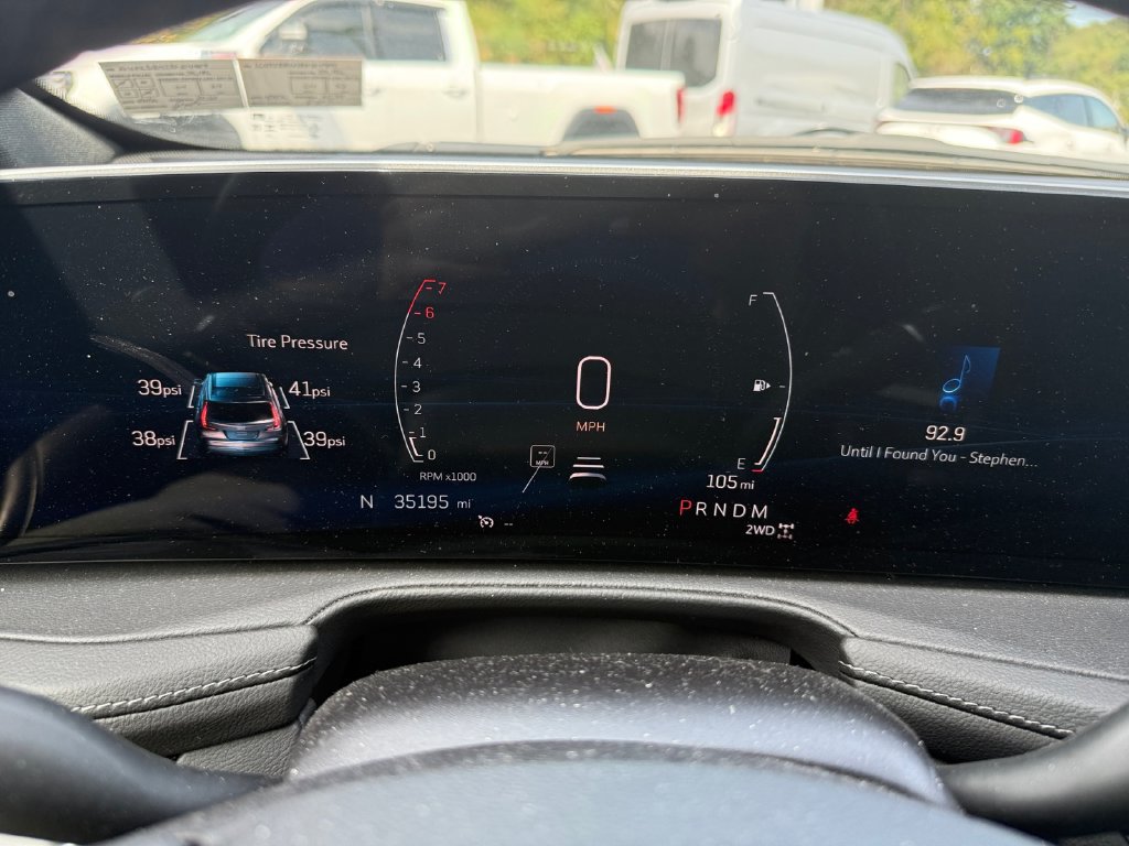 Used 2024 Cadillac XT4 Premium Luxury AWD/4WD image 16