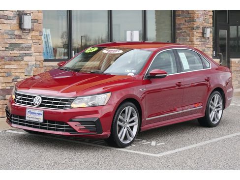 Used 2017 Volkswagen Passat 1.8T R-Line image 8
