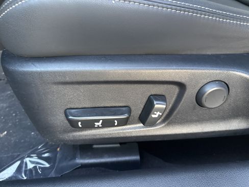 Used 2018 Lexus IS 300 image 18