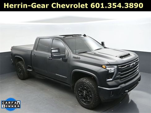 Used 2024 Chevrolet Silverado 2500 High Country w/ High Country Premium Package image 1