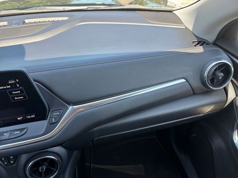 Used 2025 Chevrolet Blazer LT FWD image 36