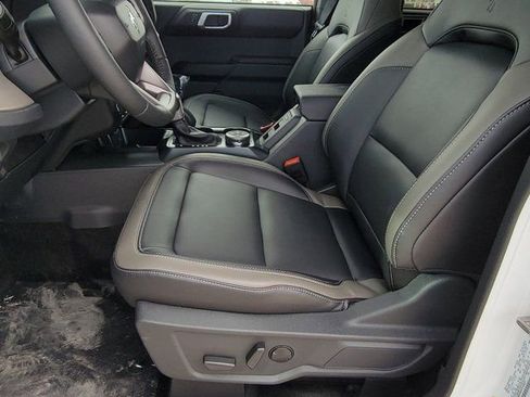 New 2026 Ford Bronco Outer Banks w/ Sasquatch Package image 6