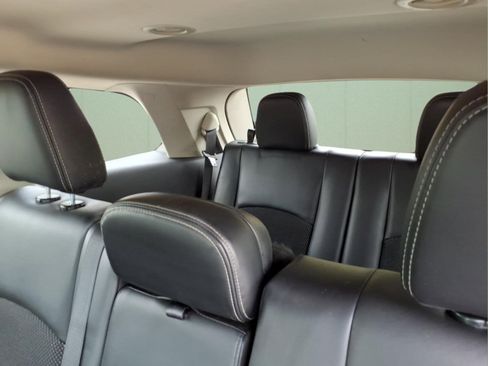 Used 2020 Dodge Journey Crossroad FWD image 17