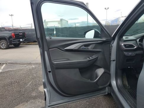 Certified 2023 Chevrolet TrailBlazer RS FWD image 21