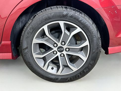 Used 2019 Chevrolet Sonic LT w/ RS Package FWD image 11
