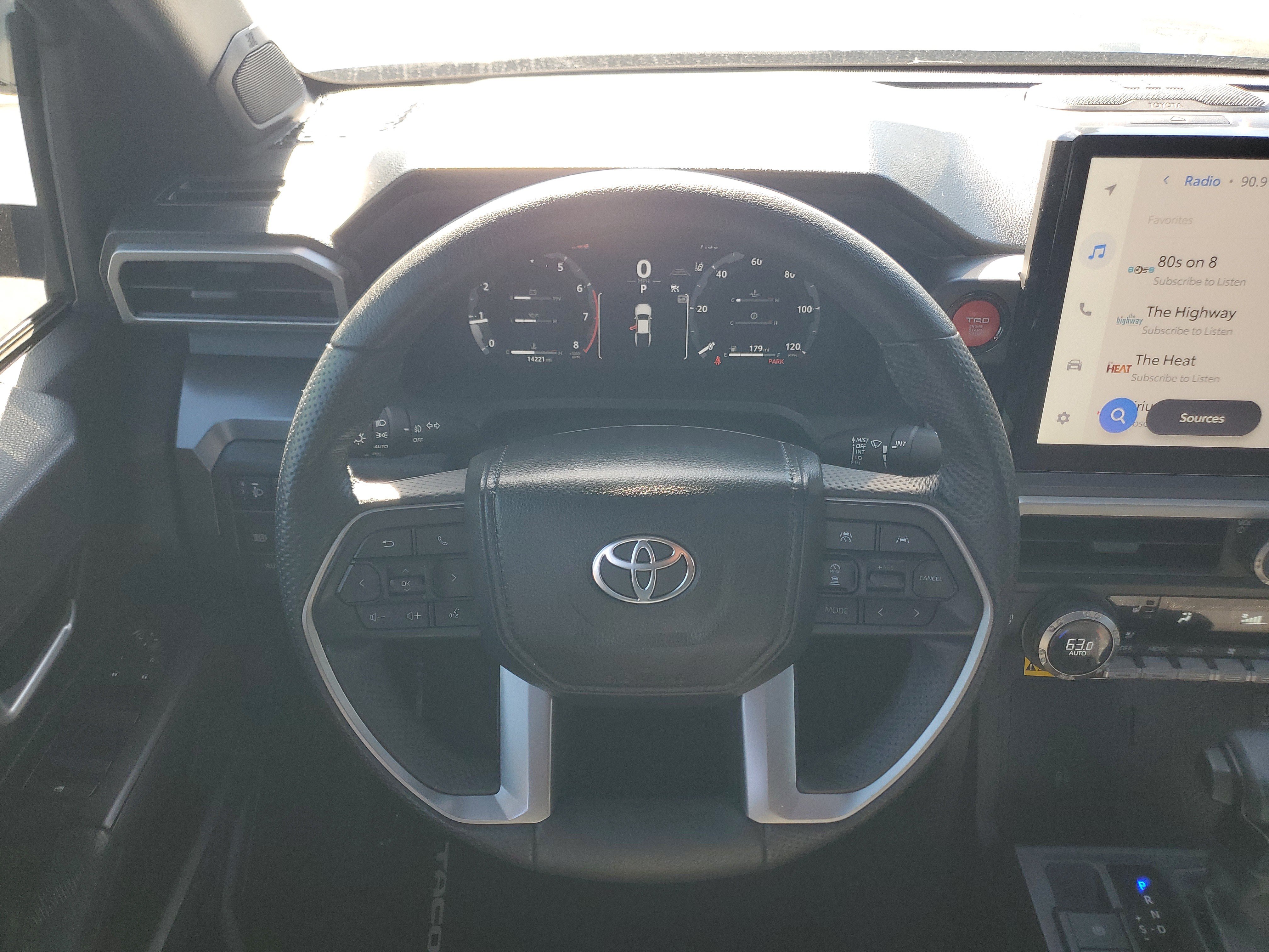 Used 2024 Toyota Tacoma TRD Off-Road w/ TRD Off Road Premium Package AWD/4WD image 21