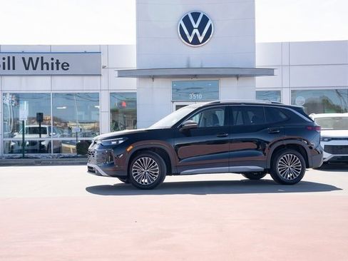 New 2026 Volkswagen Tiguan S image 1