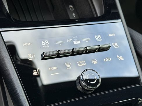 New 2026 Porsche Cayenne image 24