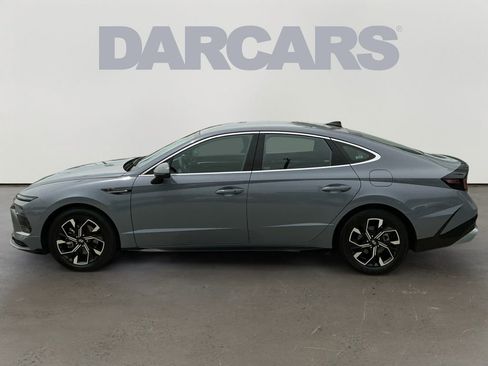 Used 2025 Hyundai Sonata SEL FWD image 4