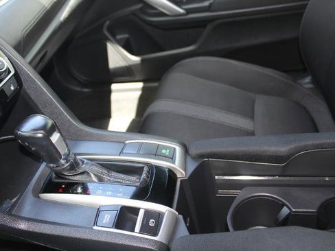 Used 2020 Honda Civic EX image 30