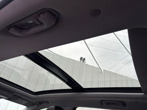 Used 2024 GMC Terrain AT4 w/ Infotainment Package II image 31