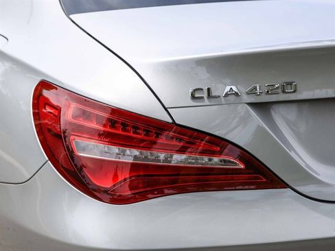 Used 2018 Mercedes-Benz CLA 250 image 12